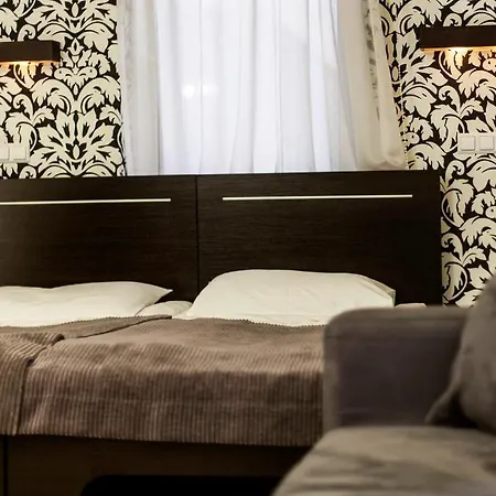 Hotton 3*