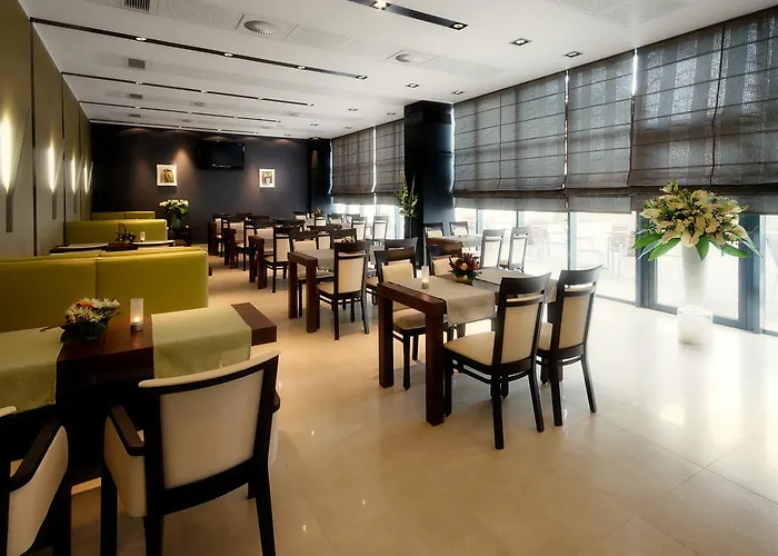 Hotton Готель 3*